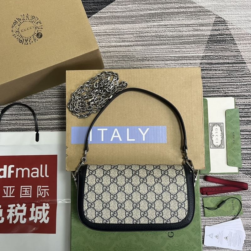 Gvc*1 horsebit bags
